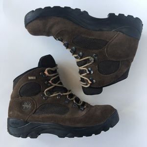 Merrell forested Boots Size 9 hiking work travel